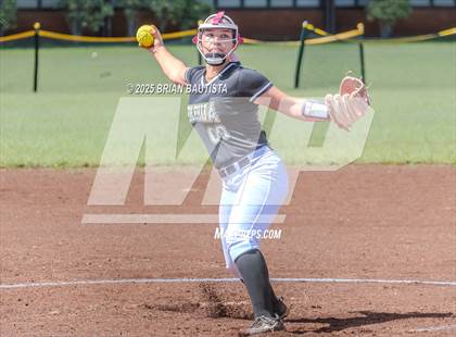 Thumbnail 3 in Nanakuli @ Leilehua photogallery.