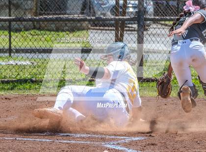 Thumbnail 3 in Nanakuli @ Leilehua photogallery.