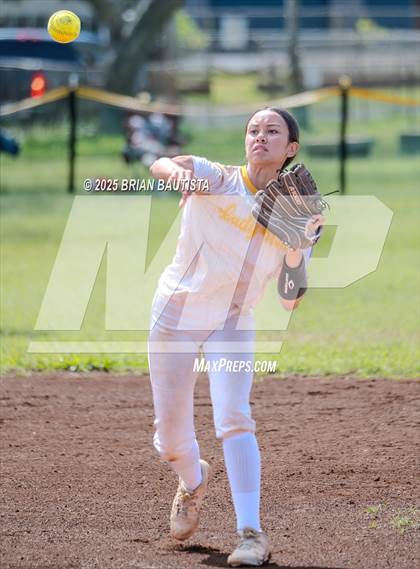 Thumbnail 3 in Nanakuli @ Leilehua photogallery.