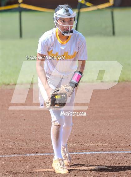 Thumbnail 3 in Nanakuli @ Leilehua photogallery.