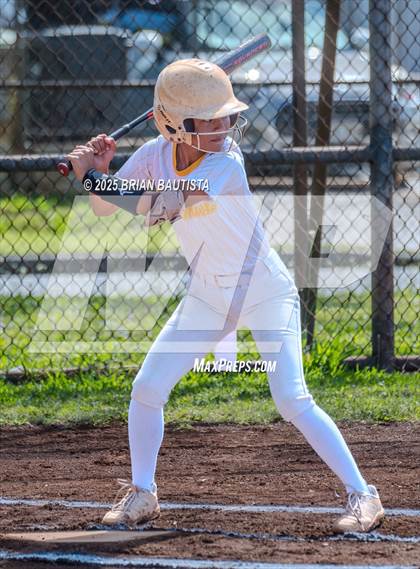 Thumbnail 3 in Nanakuli @ Leilehua photogallery.