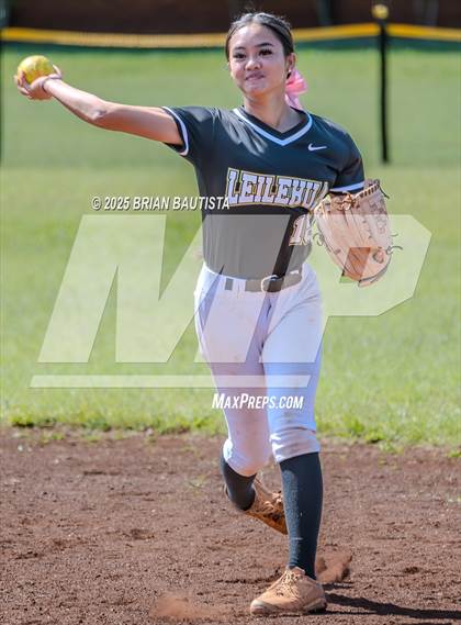 Thumbnail 1 in Nanakuli @ Leilehua photogallery.