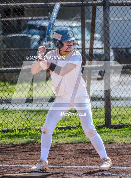 Thumbnail 1 in Nanakuli @ Leilehua photogallery.