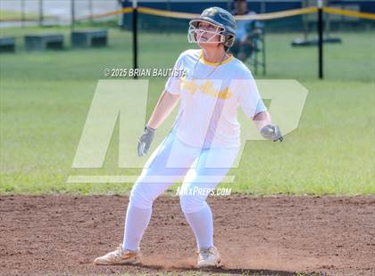 Thumbnail 3 in Nanakuli @ Leilehua photogallery.