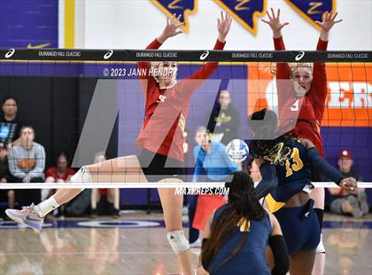 Thumbnail 3 in Cathedral Catholic vs. Prestonwood Christian (Durango Fall Classic) photogallery.