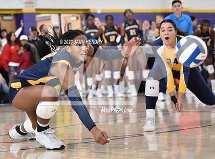 Thumbnail 3 in Cathedral Catholic vs. Prestonwood Christian (Durango Fall Classic) photogallery.