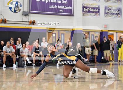 Thumbnail 2 in Cathedral Catholic vs. Prestonwood Christian (Durango Fall Classic) photogallery.