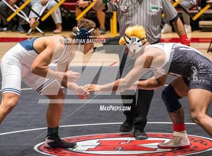 Thumbnail 3 in HHSAA State Championships photogallery.