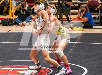Thumbnail 2 in HHSAA State Championships photogallery.