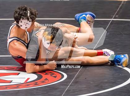 Thumbnail 2 in HHSAA State Championships photogallery.