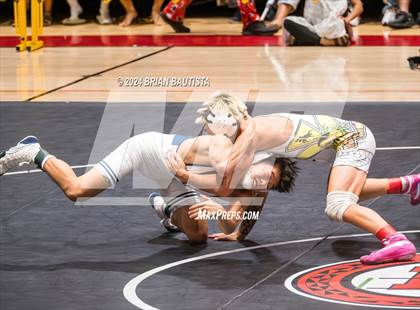 Thumbnail 2 in HHSAA State Championships photogallery.