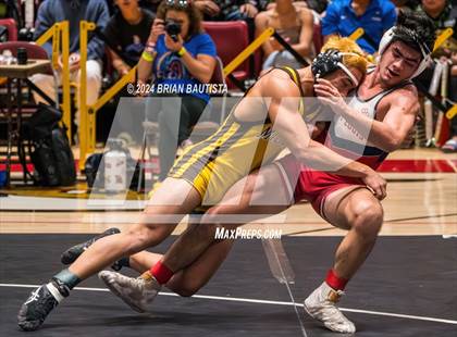 Thumbnail 2 in HHSAA State Championships photogallery.