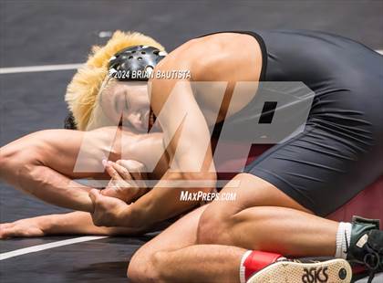 Thumbnail 1 in HHSAA State Championships photogallery.