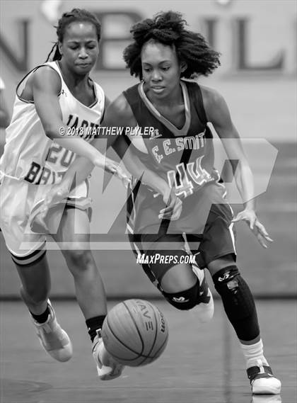 Thumbnail 2 in E.E. Smith vs. Jack Britt (Cumberland County Schools Basketball Holiday Classic) photogallery.