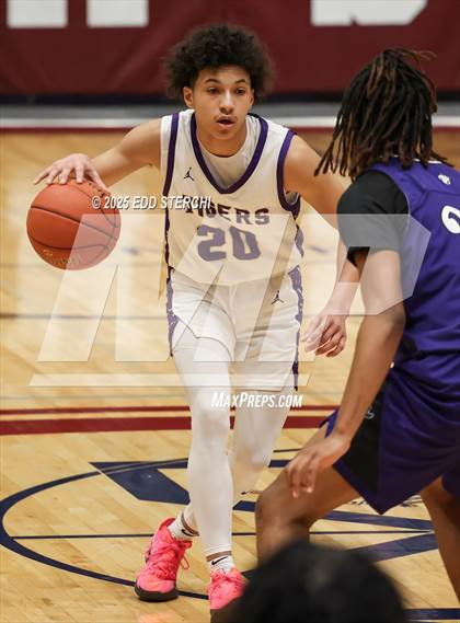 Thumbnail 2 in Caverna vs. Bardstown (KHSAA 5th Region Tournament) photogallery.