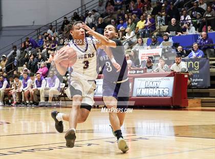 Thumbnail 2 in Caverna vs. Bardstown (KHSAA 5th Region Tournament) photogallery.
