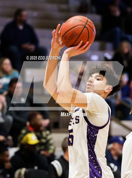 Thumbnail 3 in Caverna vs. Bardstown (KHSAA 5th Region Tournament) photogallery.