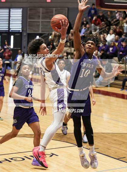 Thumbnail 2 in Caverna vs. Bardstown (KHSAA 5th Region Tournament) photogallery.