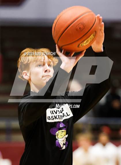 Thumbnail 2 in Caverna vs. Bardstown (KHSAA 5th Region Tournament) photogallery.