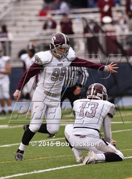 Thumbnail 3 in McDowell vs. State College (PIAA Class 4A 1st Round) photogallery.