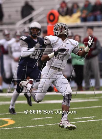 Thumbnail 2 in McDowell vs. State College (PIAA Class 4A 1st Round) photogallery.