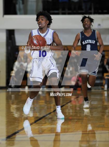 Thumbnail 2 in Rancho Cucamonga vs Mayfair (CIF 2AA SS Championship) photogallery.
