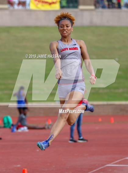 Thumbnail 1 in Bojangles Track and Field Classic (Girls Field Events) photogallery.