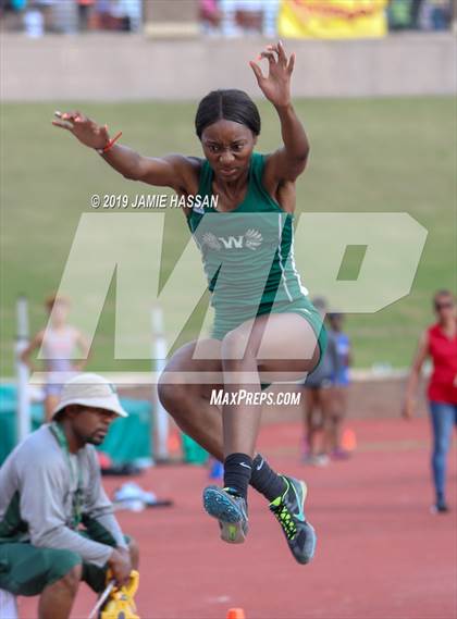 Thumbnail 1 in Bojangles Track and Field Classic (Girls Field Events) photogallery.
