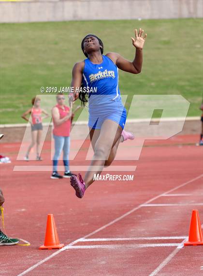 Thumbnail 1 in Bojangles Track and Field Classic (Girls Field Events) photogallery.