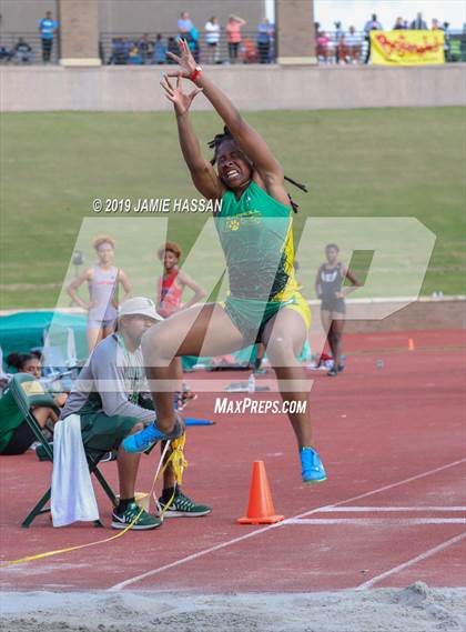 Thumbnail 2 in Bojangles Track and Field Classic (Girls Field Events) photogallery.
