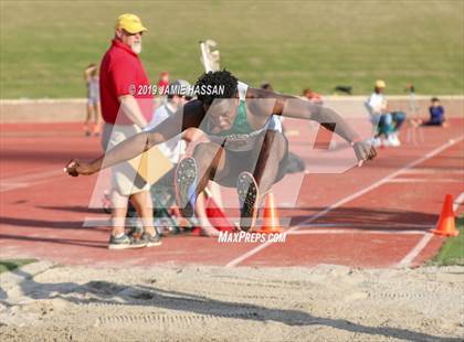 Thumbnail 1 in Bojangles Track and Field Classic (Girls Field Events) photogallery.