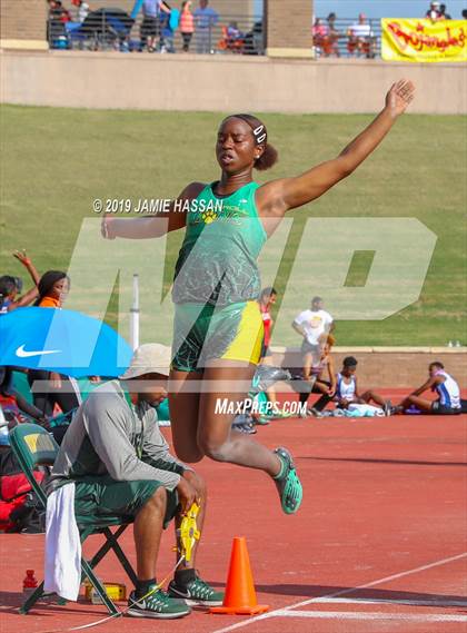 Thumbnail 1 in Bojangles Track and Field Classic (Girls Field Events) photogallery.