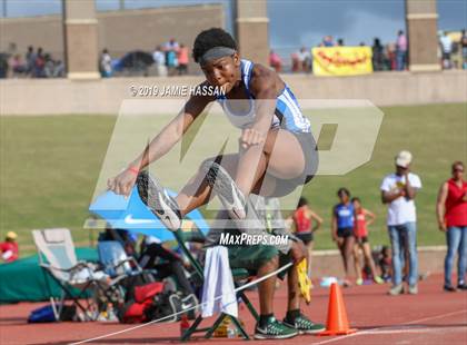 Thumbnail 3 in Bojangles Track and Field Classic (Girls Field Events) photogallery.