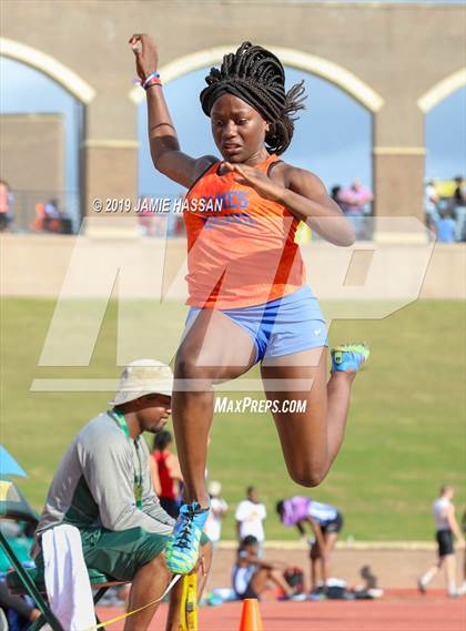 Thumbnail 1 in Bojangles Track and Field Classic (Girls Field Events) photogallery.
