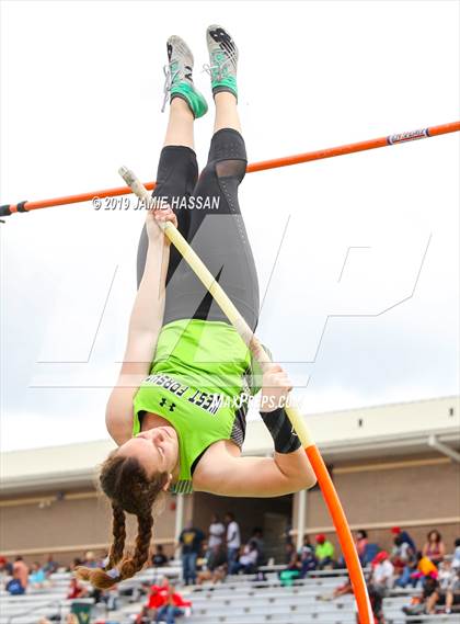 Thumbnail 1 in Bojangles Track and Field Classic (Girls Field Events) photogallery.