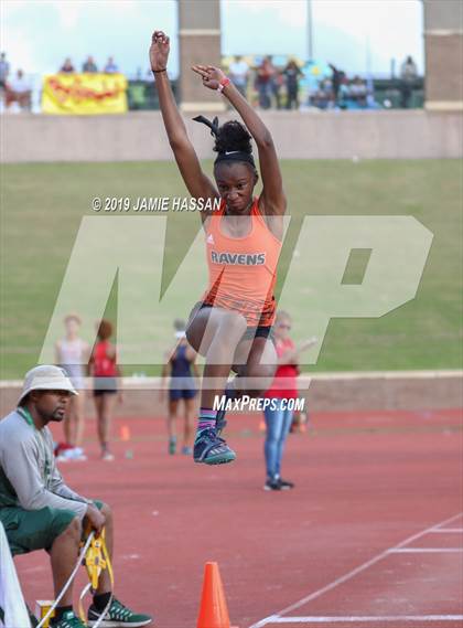 Thumbnail 1 in Bojangles Track and Field Classic (Girls Field Events) photogallery.