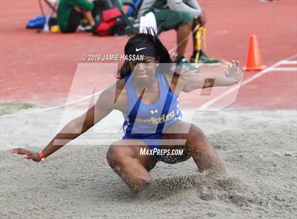 Thumbnail 3 in Bojangles Track and Field Classic (Girls Field Events) photogallery.