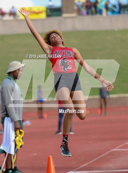 Thumbnail 1 in Bojangles Track and Field Classic (Girls Field Events) photogallery.