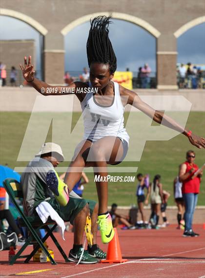 Thumbnail 1 in Bojangles Track and Field Classic (Girls Field Events) photogallery.