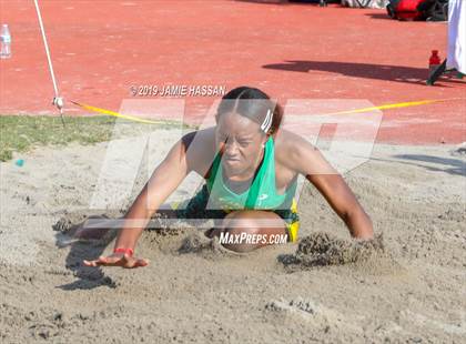 Thumbnail 3 in Bojangles Track and Field Classic (Girls Field Events) photogallery.