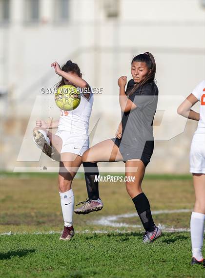 Thumbnail 1 in Grant @ Verdugo Hills photogallery.