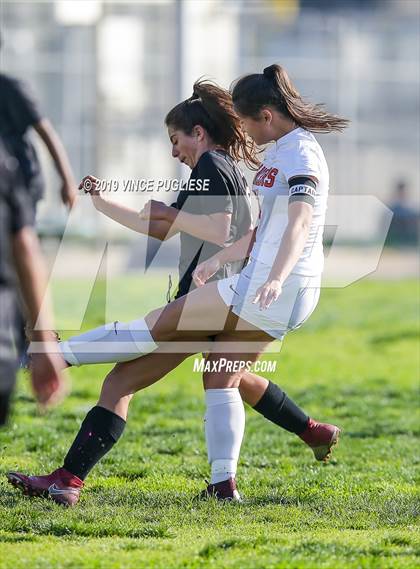 Thumbnail 1 in Grant @ Verdugo Hills photogallery.