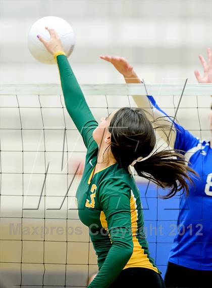 Thumbnail 3 in Tracy vs Rocklin (CIF SJS D2 Playoff) photogallery.