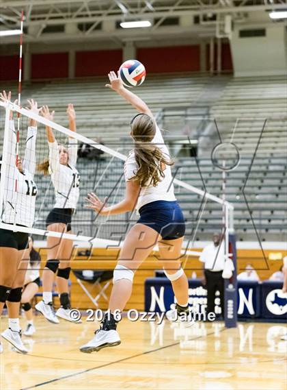 Thumbnail 3 in Brennan vs. Madison photogallery.