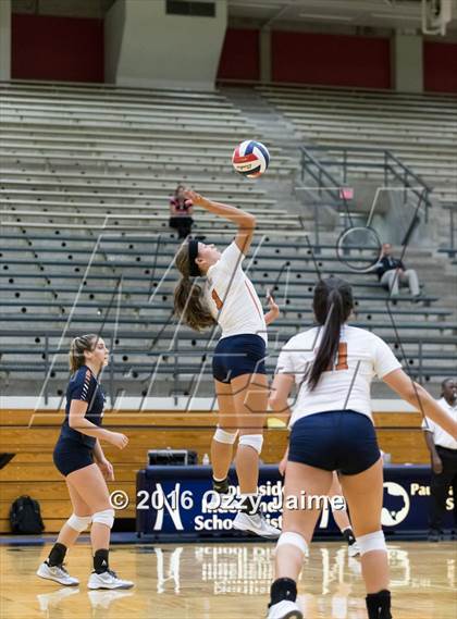 Thumbnail 1 in Brennan vs. Madison photogallery.