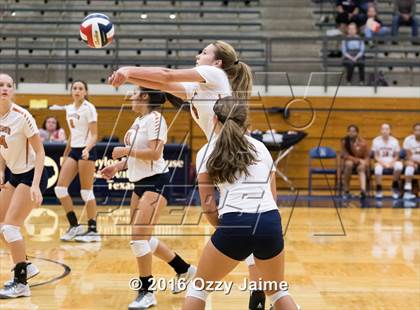 Thumbnail 1 in Brennan vs. Madison photogallery.