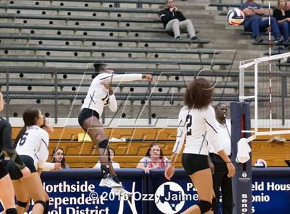 Thumbnail 1 in Brennan vs. Madison photogallery.