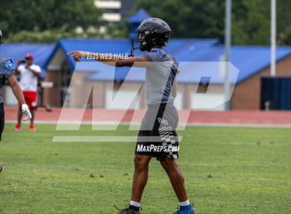 Thumbnail 2 in Germantown vs Overton (U of Memphis 7v7) photogallery.