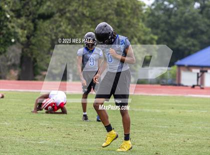 Thumbnail 2 in Germantown vs Overton (U of Memphis 7v7) photogallery.