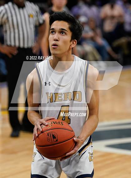 Thumbnail 3 in Foothill vs. Elk Grove (CIF State DII Final) photogallery.